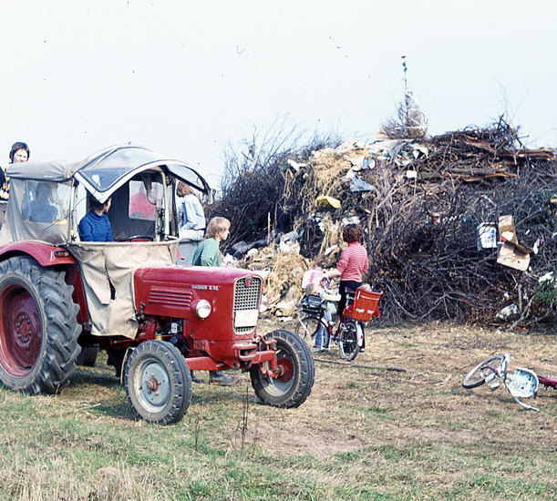 1975 Osterfeuer Jahr unklar0011jpg