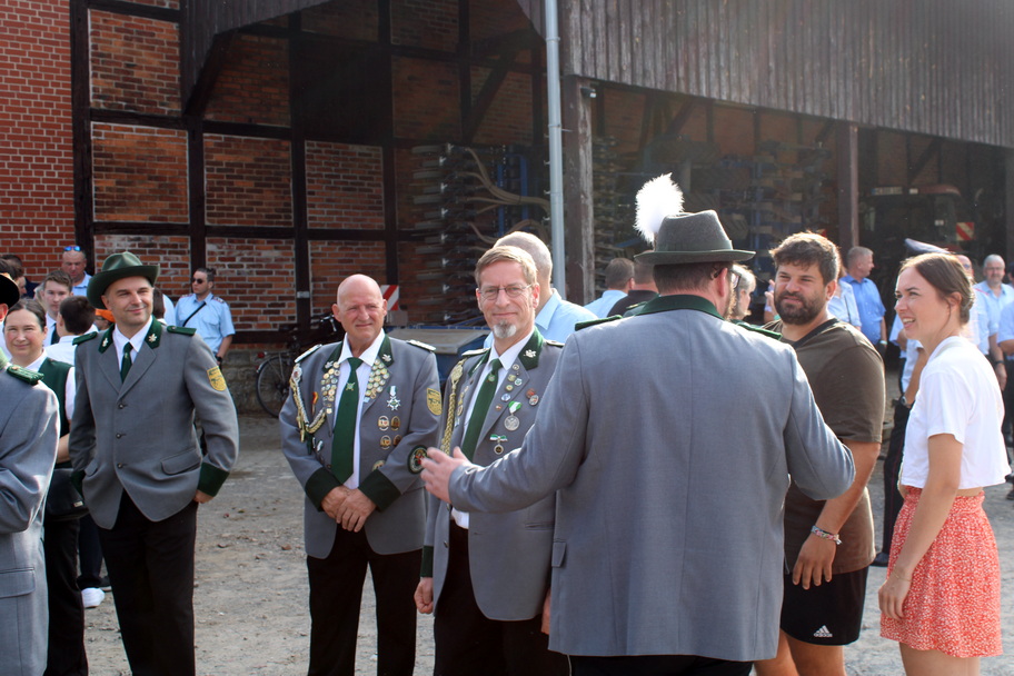 2024 09 06 150 Jahre Feuerwehr Katerfruhstuck 017.xJPG