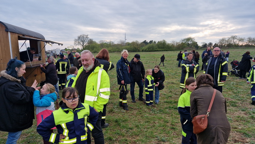 2025 04 19 Osterfeuer 019x