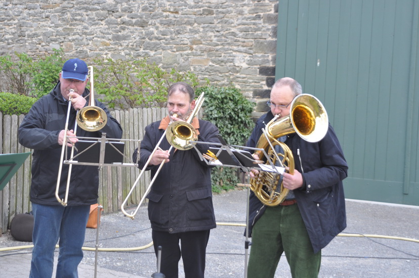 2016 04 30 Maibaumfest 2016 9 Bildgre ndern