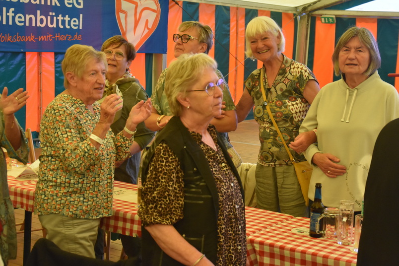 2026 09 11 Schutzenfest Sonntag Fruhstuck 2x