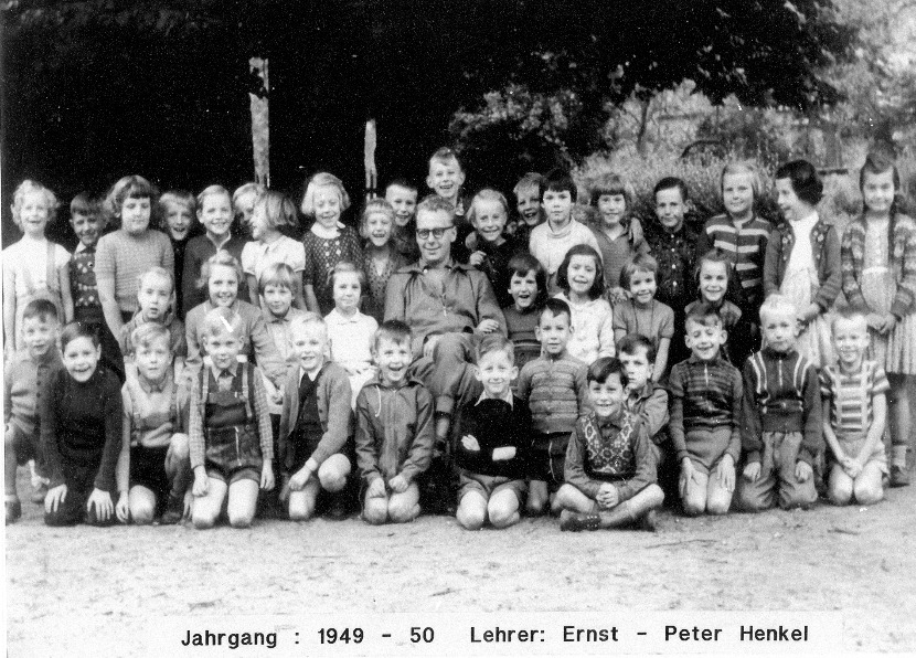 21949 1950 Lehrer Henkel001