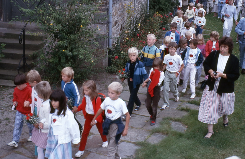 1985 xx xx Schule Einschulung 001 5.1jpg