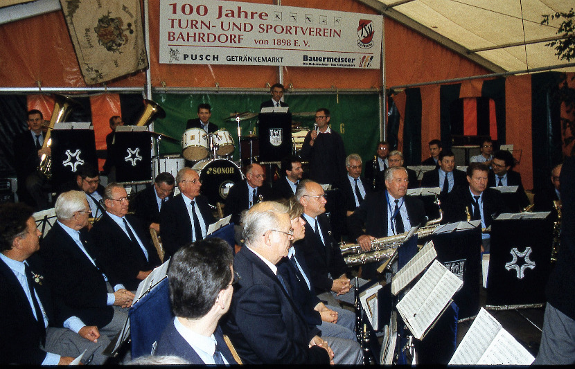 1998 xx xx Seeniorennachmittag 100 Jahre TSV Bahrdorf001 26
