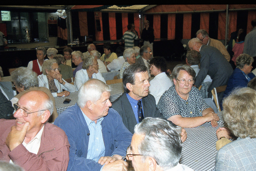 1998 xx xx Seeniorennachmittag 100 Jahre TSV Bahrdorf001 30