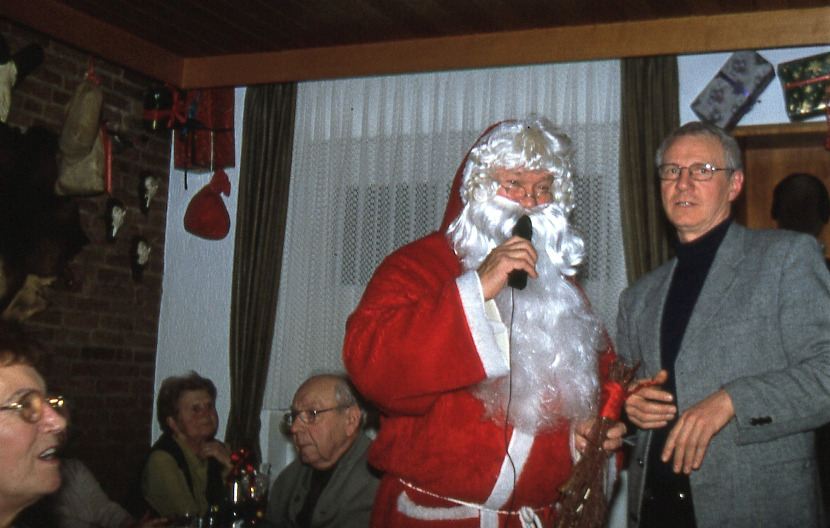 2001 xx xx Senioren  Weihnachten024 2