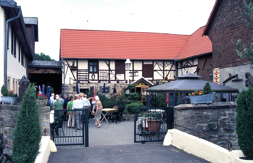 2005 xx xx SeniorenmGrenzlandfahrt Marienborn Cafe Beendorf022 2