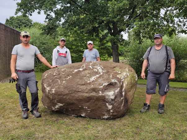 2025 12 08 Rickensdorfv Bilder Stein 3x