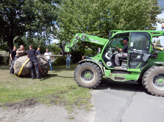 2025 12 08 Rickensdorfv Bilder Stein 7x