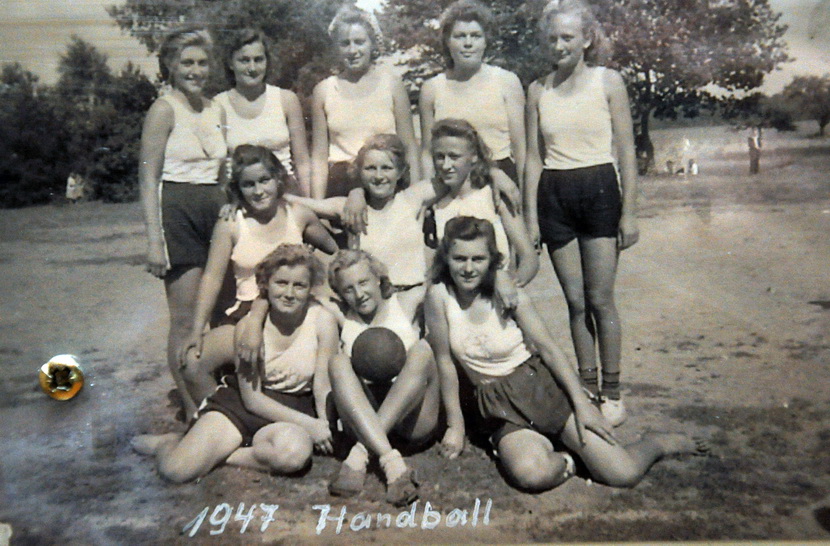 1947 Saalsdorf Handball Damen