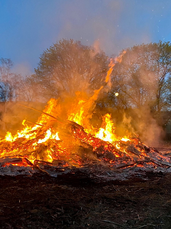 2022 Osterfeuer   2neu