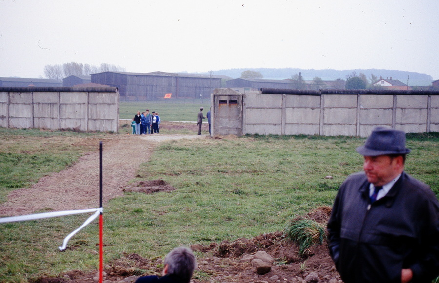 1990 DIAS Nr 107025n